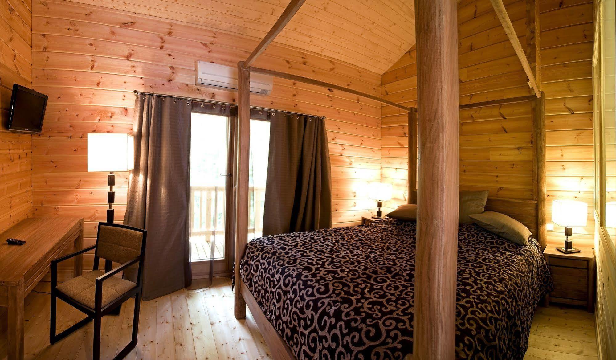 Bed and Breakfast Les Grands Frenes Plaine-de-Walsch Екстер'єр фото